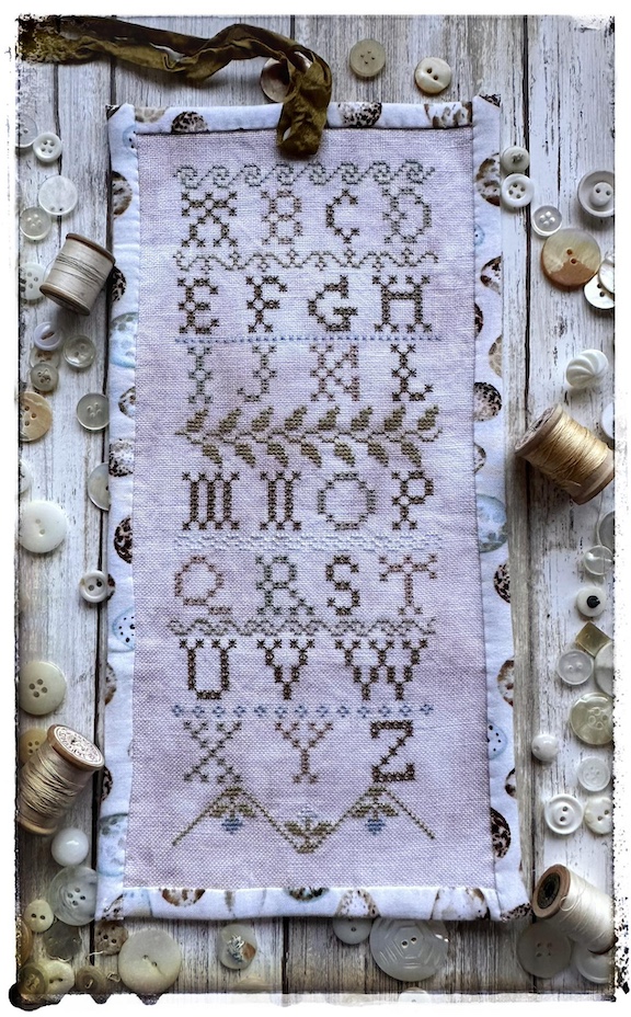 Eyelet Sampler Roll