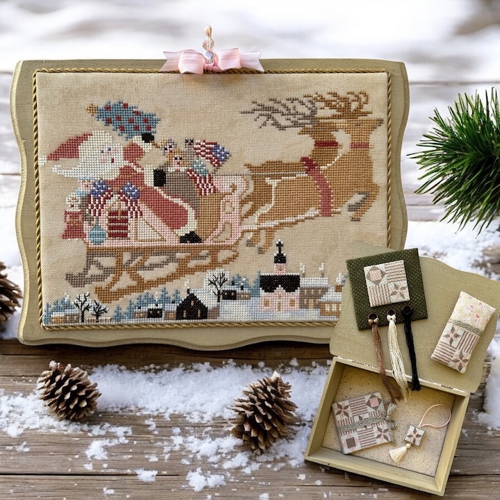 Santa's Patriotic Eve Set Santa's Patriotic Eve Set